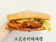 -麦当劳(海岸城店)