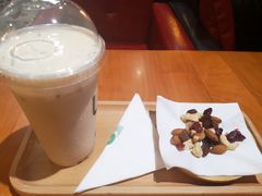 -西西弗书店&矢量咖啡(壹方购物中心店)