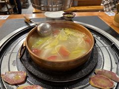 -阿山卓·野生菌火锅·纳西火塘烤肉