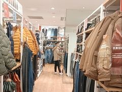 -优衣库(上海金桥太茂店)