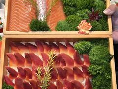 -雍容荟活帝王蟹活龙虾自助(苏宁旗舰店)