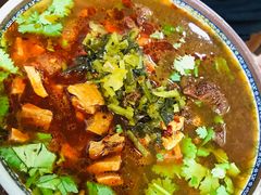 金牌半筋半肉面-旺泉餐饮店·清真牛肉面馆