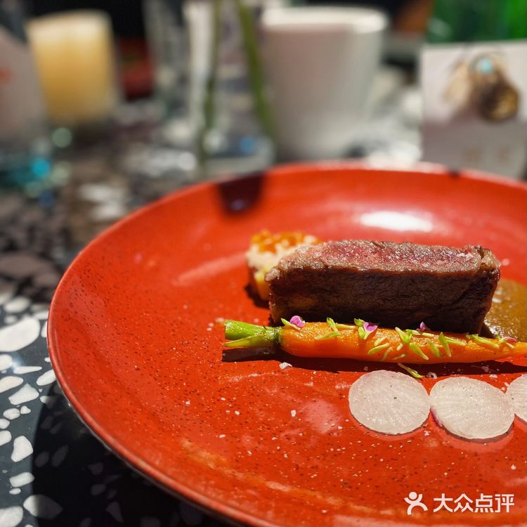 西安｜W酒店旁这家法国菜浪漫出圈[调皮]