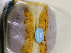 -沁屋面包店(人民东路店)
