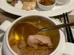 槟榔花炖五脚猪汤-闻见中国海南菜(K11店)