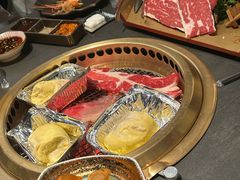 -铭牛烧肉·和牛海鲜自助(高新月牙湖店)