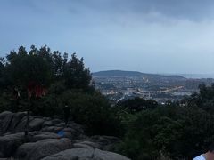 -灵岩山风景区