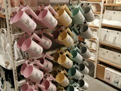 -名创优品(江南新地店)