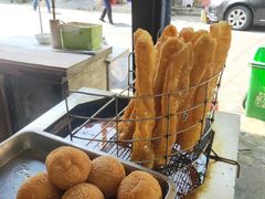 现炸油条-汪记鲜鱼糊汤粉(沈阳路总店)