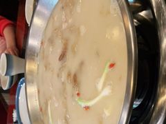 -老来福·非遗酸汤兔(凯旋路店)