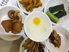 -桥香园云南过桥米线(金马碧鸡店)