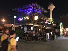 -席娜卡琳火车铁道夜市