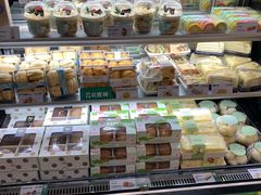 面包甜点陈列柜-仟吉KenGee(江南万达店)