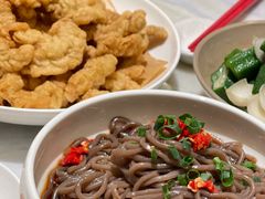 -孔雀云贵川·融合菜(长宁来福士店)