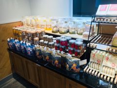 零售区-皇冠幸福里动物奶油生日蛋糕(万达店)