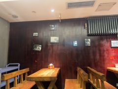 -万记麻辣烫国展总店