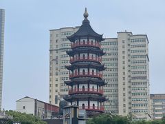 -绳金塔