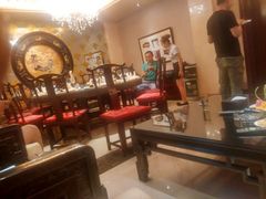-鲁班小馆(政四街店)