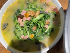 -金枝玉叶上海人家食府(三里河店)