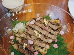 -Chom Cafe and Restaurant