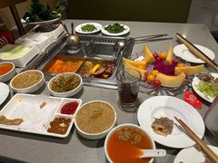 -海底捞火锅(宝龙广场夜宵主题店)