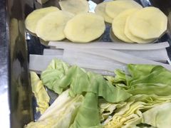 -超越炭火牛蛙火锅鸡(河东店)
