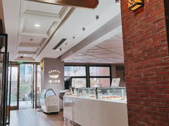 -潮一不贰·法式甜品·生日蛋糕·西式简餐(外滩店)