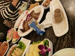 -云中捞高空旋转餐厅(商茂世纪广场店)