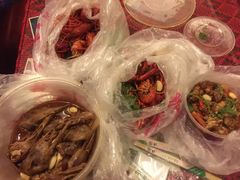 -鲁小三·大骨自助(金山总店)