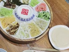 -怪噜范·老贵阳街头名小吃(鸿通城店)