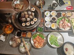 -围炉肉舍丹东海鲜烤肉·烤活鳗(步行街店)
