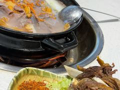 -九寨沟特色牦牛肉汤锅