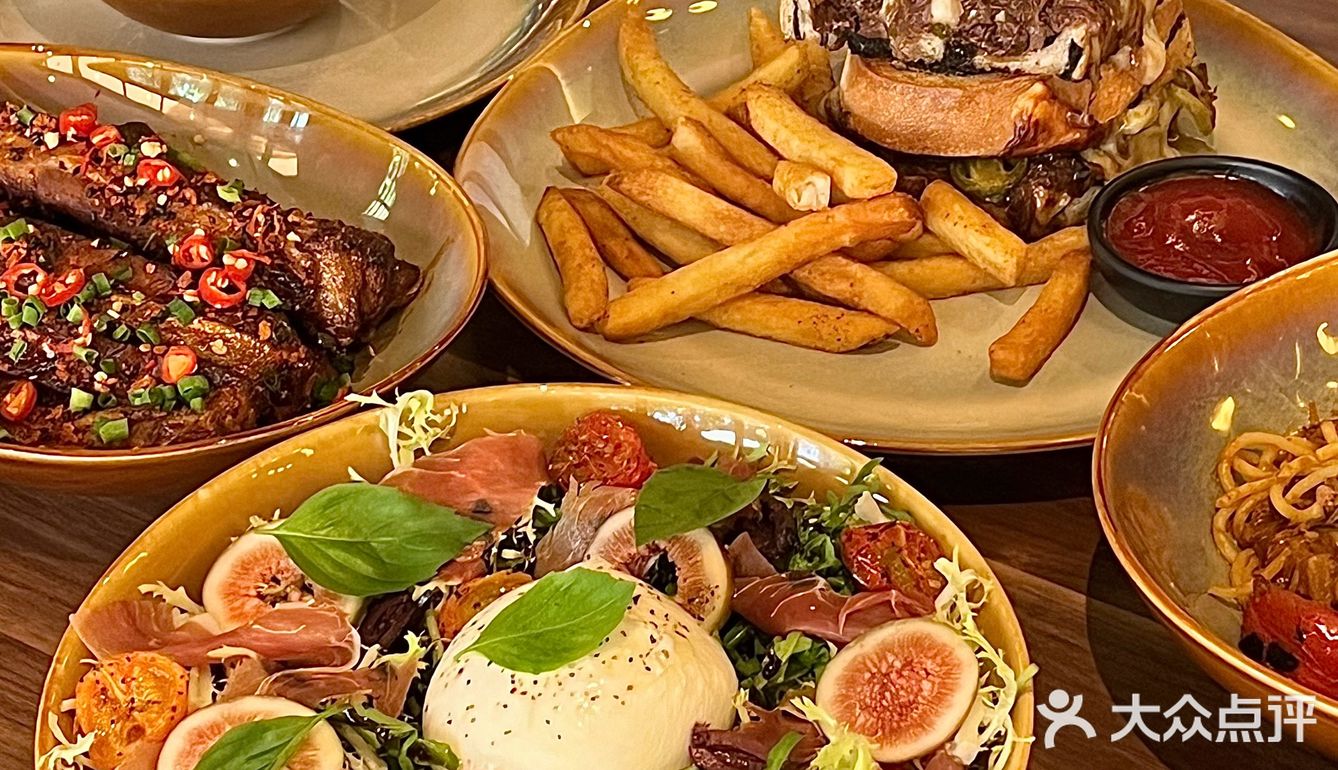 深圳新店｜花小钱装大杯的餐酒吧，好chill