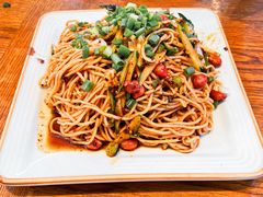 -峨眉烧烤(宝龙广场店)