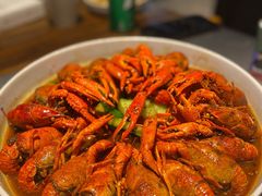 -龙巢盱眙龙虾·牛蛙·烧烤宵夜(八卦岭店)