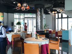 -岁粤Moon·湖景餐厅(月光码头店)
