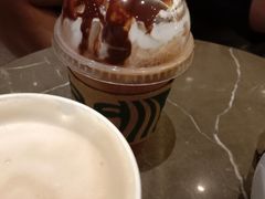 -星巴克臻选(北京嘉里中心第二店)