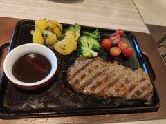 -必胜客(威高广场店)