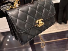 -CHANEL(恒隆广场店)