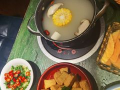 -老灶堂文创火锅(文艺路店)