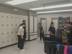 -琪航健身工作室(杨高南路地铁站店)