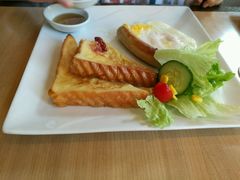 -必胜客(机场路店)