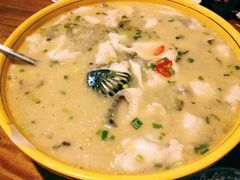 -严记小天府酸菜鱼(西四路店)