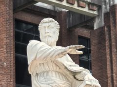 -华东政法大学(松江校区)