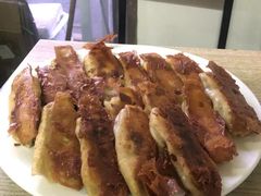 -一品鲜鱼锅贴(人民一路店)