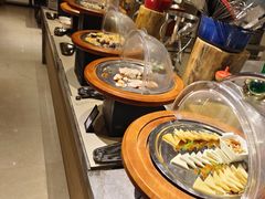 -海口绿发希尔顿酒店-田园汇自助餐·三文鱼·海鲜