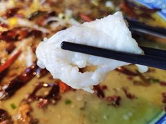 -桂二老坛酸菜鱼(三街两巷店)