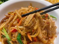 酸萝卜牛百叶-老街鱼嘴巴(坡子街老店)