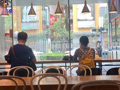-巴黎贝甜(大宁国际商业广场店)