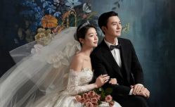 -雪中彩影婚纱摄影·微光艺术中心